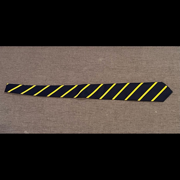 Kid’s Necktie - Picture 1 of 5